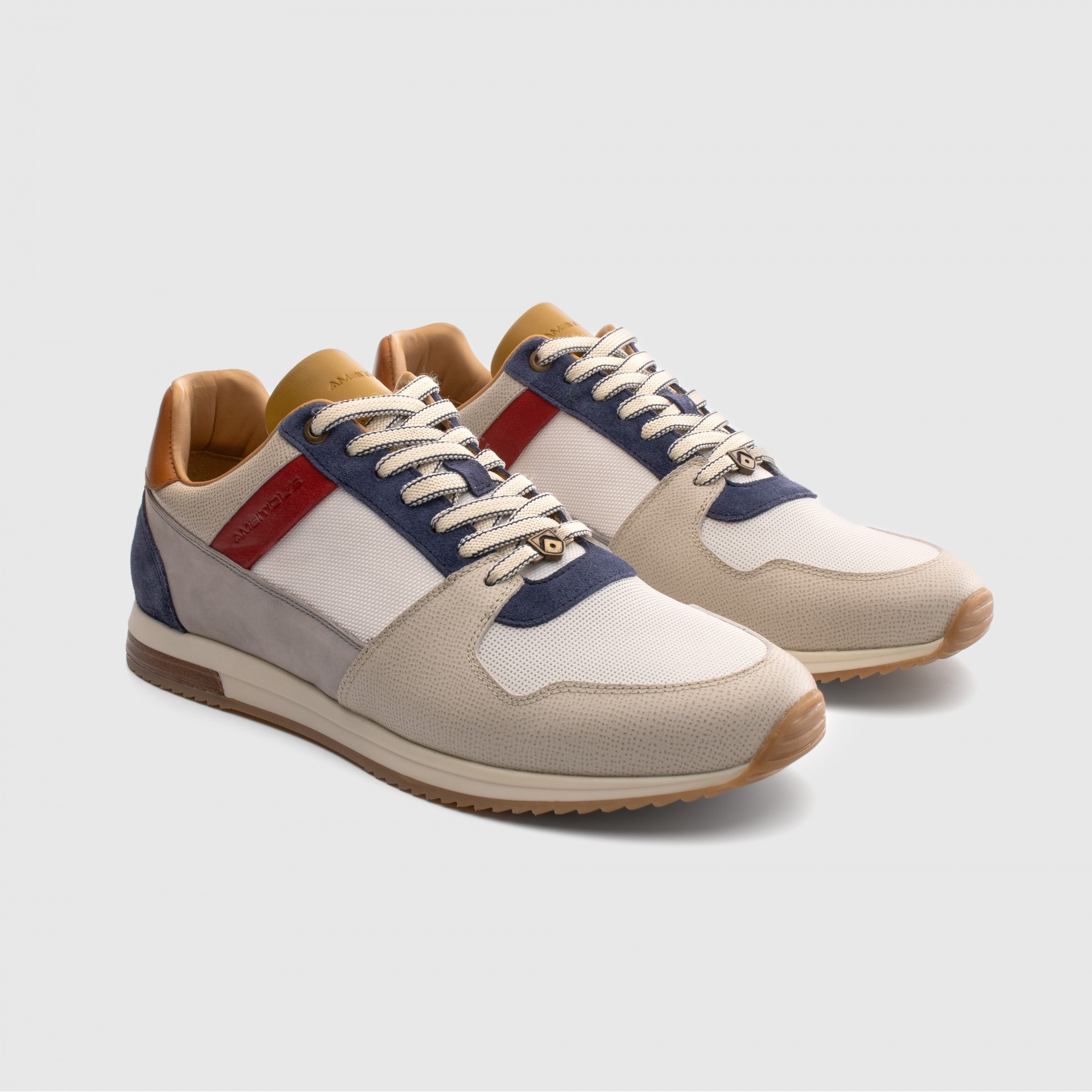 SLOW Classic Sneaker