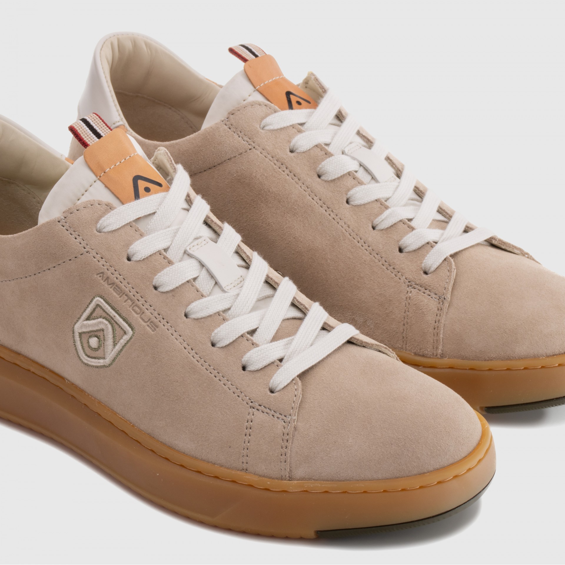 AKTIF Low-Top Sneaker