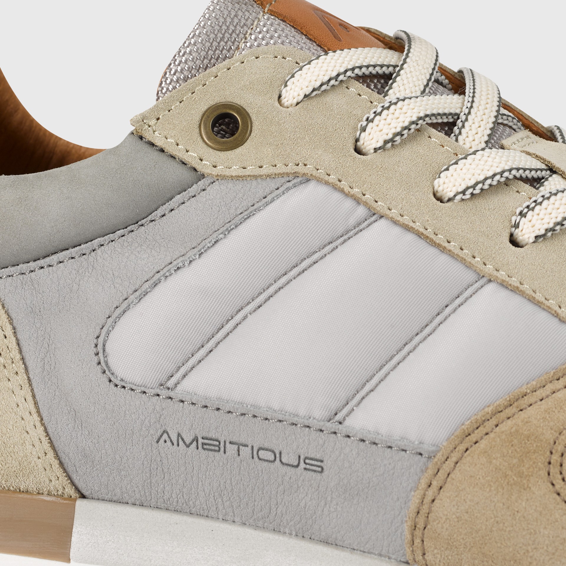 GRIZZ Casual Sneaker