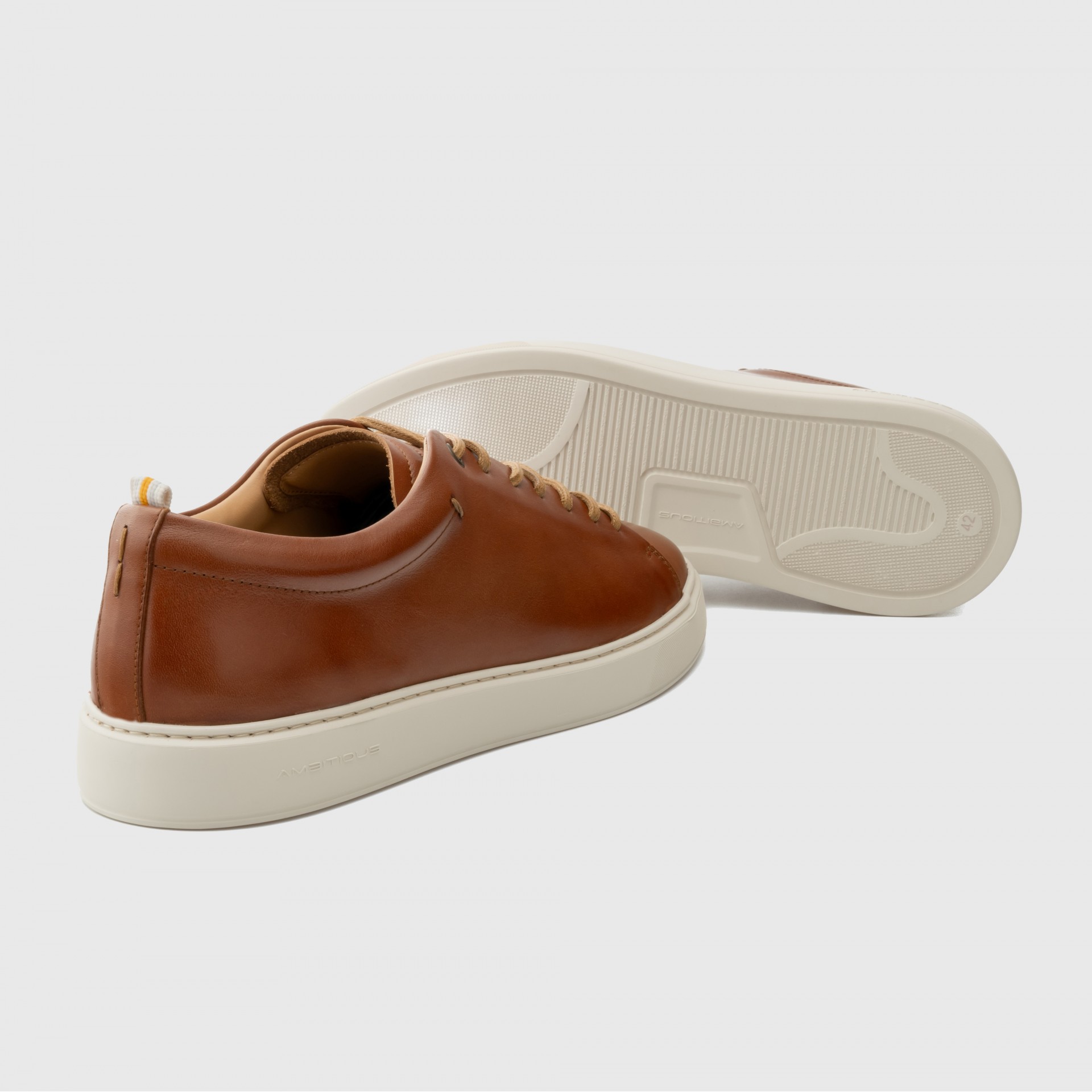 LEWIS Minimal Sneaker