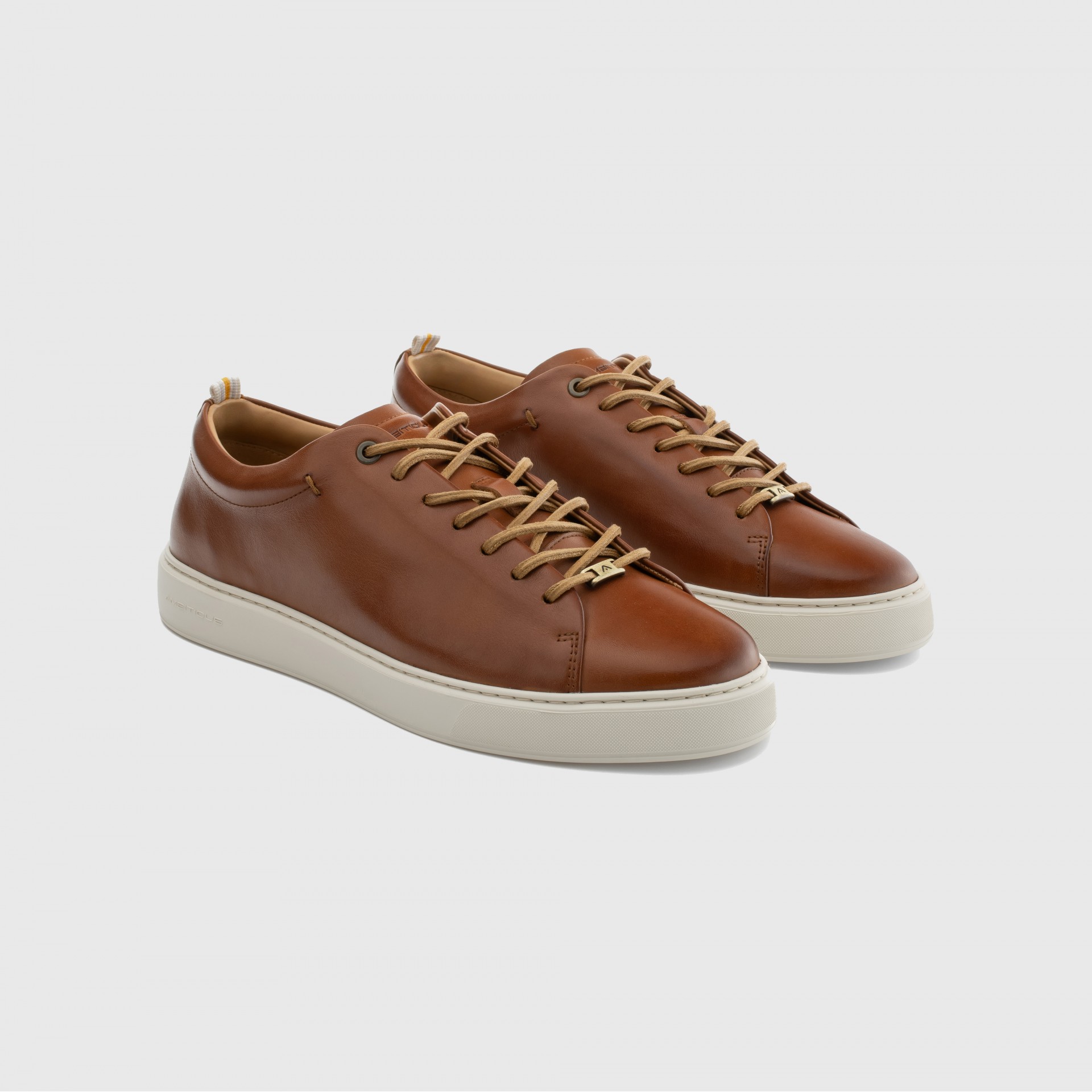 LEWIS Minimal Sneaker