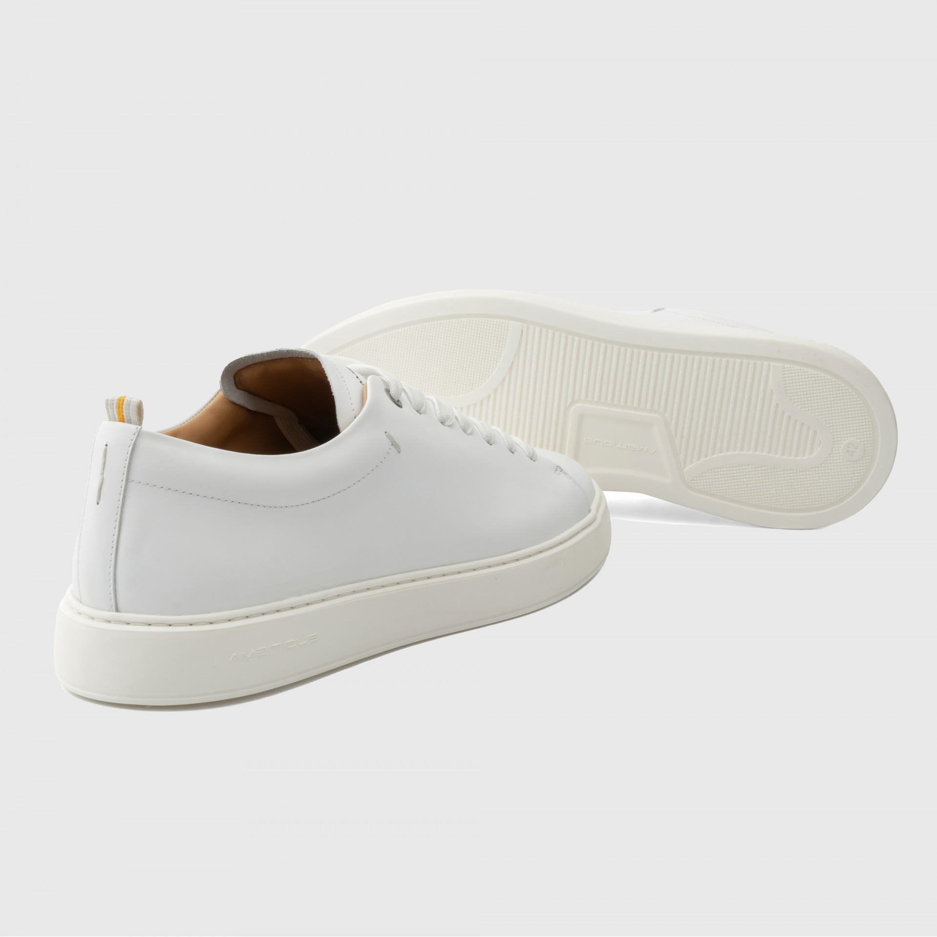 LEWIS Minimal Sneaker