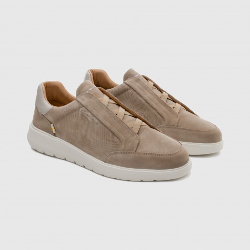 HOVER Slip-on Sneaker HOVER Slip-on Sneaker