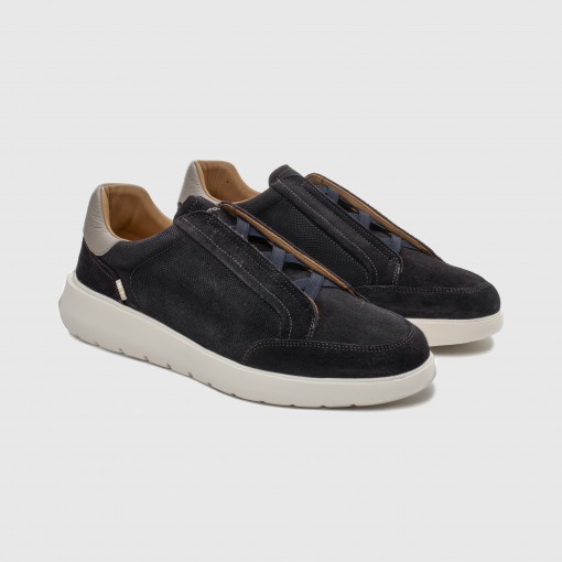HOVER Slip-on Sneaker HOVER Slip-on Sneaker