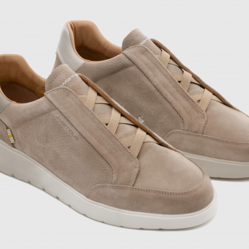 HOVER Slip-on Sneaker HOVER Slip-on Sneaker