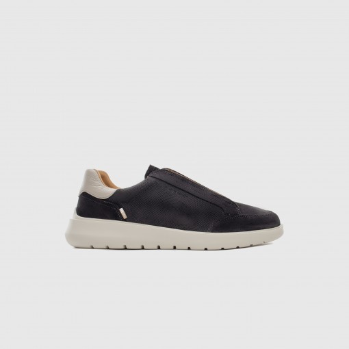 HOVER Slip-on Sneaker HOVER Slip-on Sneaker
