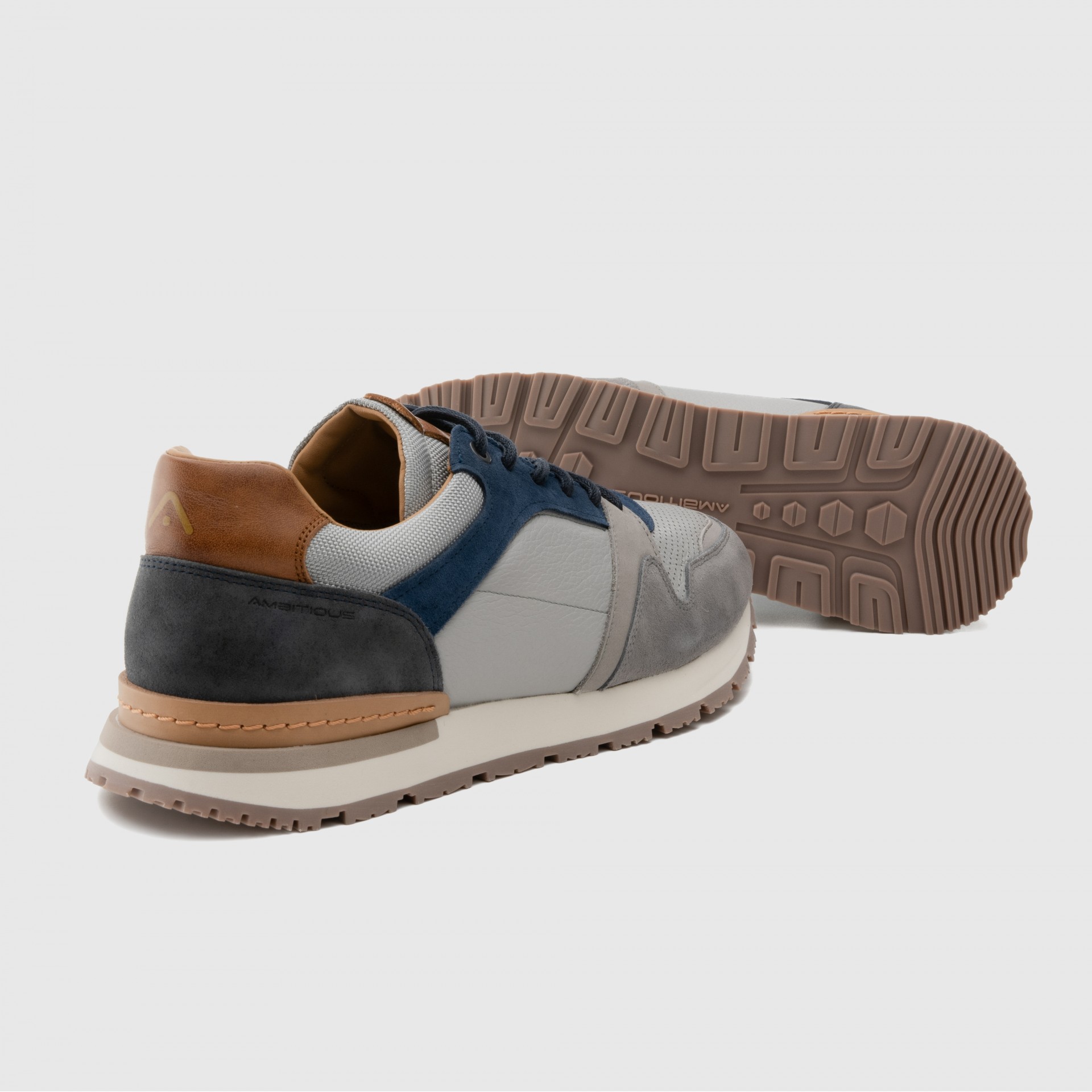 VINCE Classic Runner