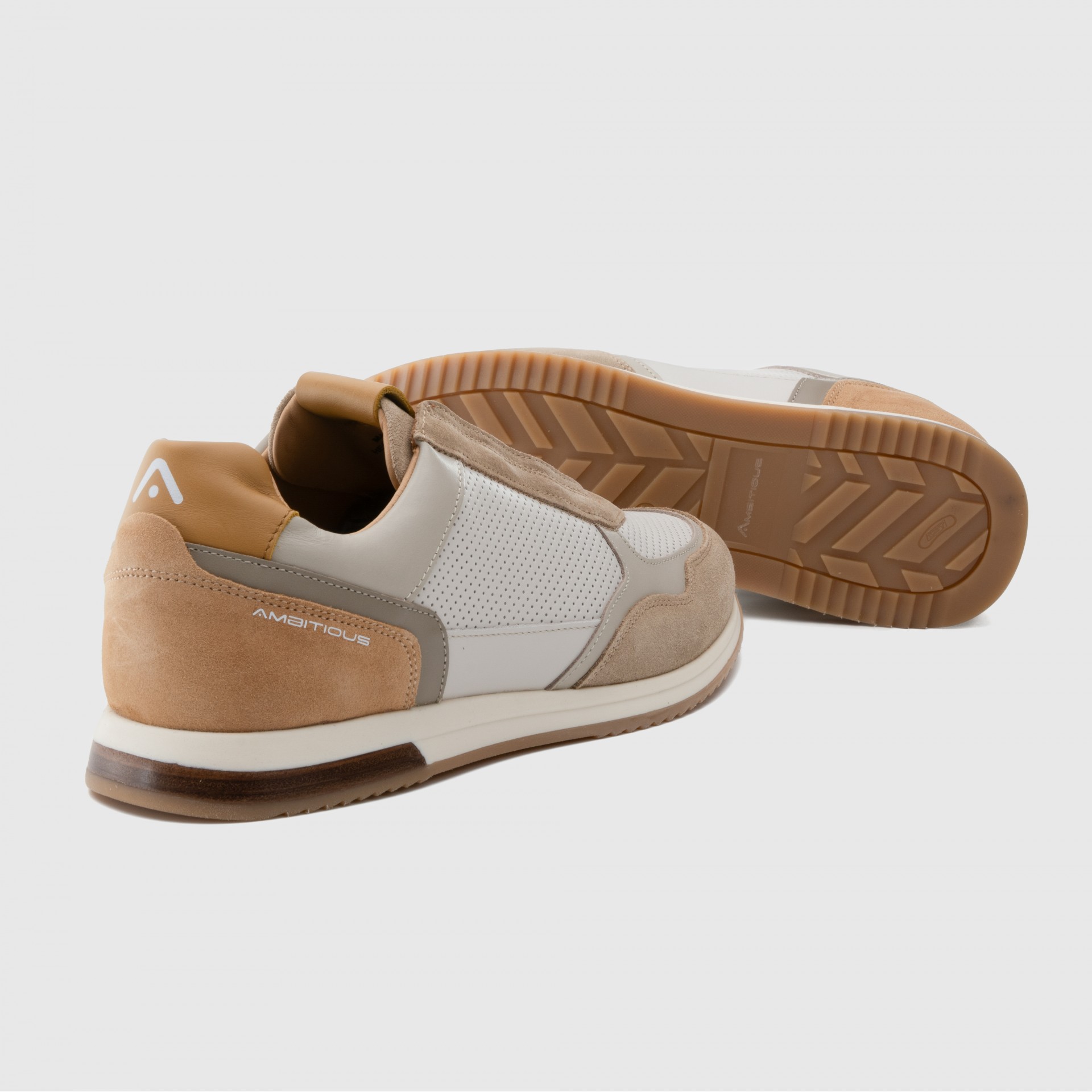 SLOW Slip-On Sneaker