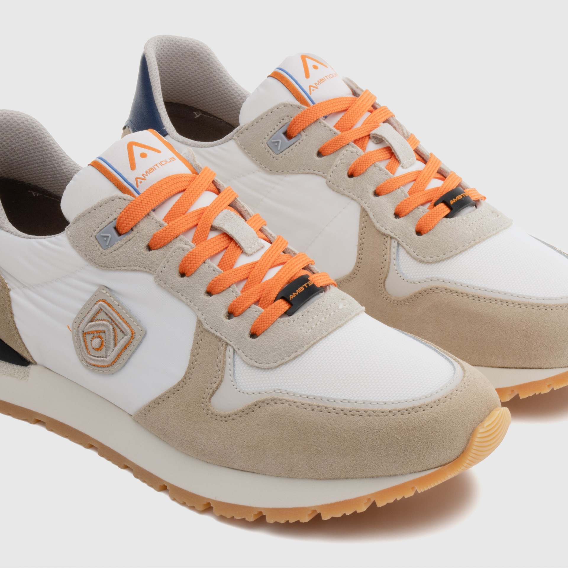 CROSBY Retro Sneaker