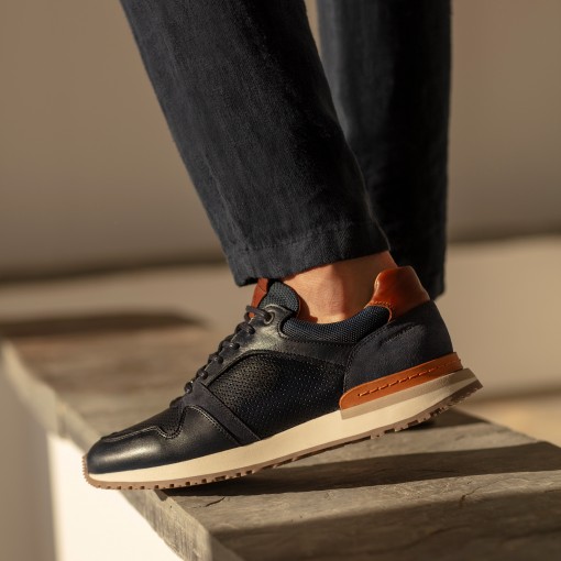 VINCE Classic Runner VINCE Classic Runner