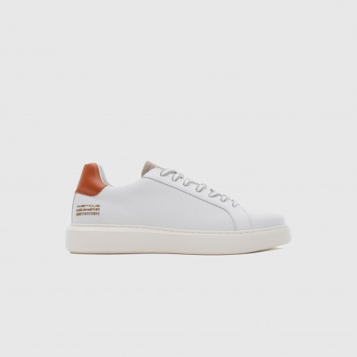 ECLIPSE Perforated Sneaker