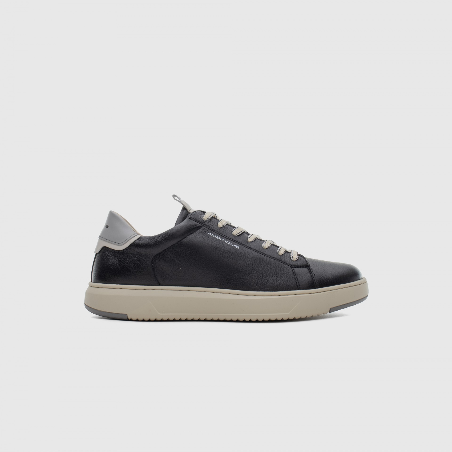 AKTIF Low-Top Sneaker