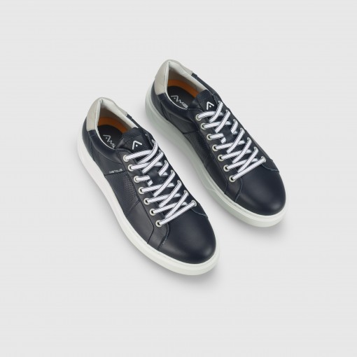 KIT Logo Low-Top KIT Logo Low-Top