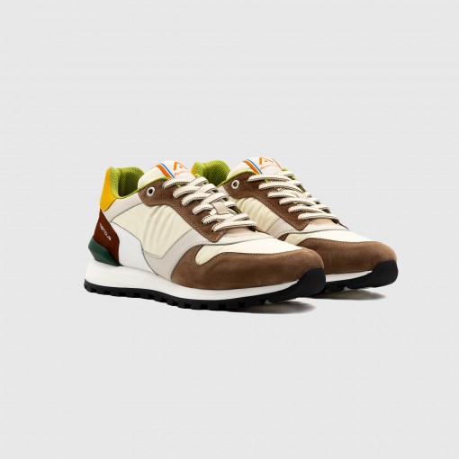 SILKY Runner Sneaker