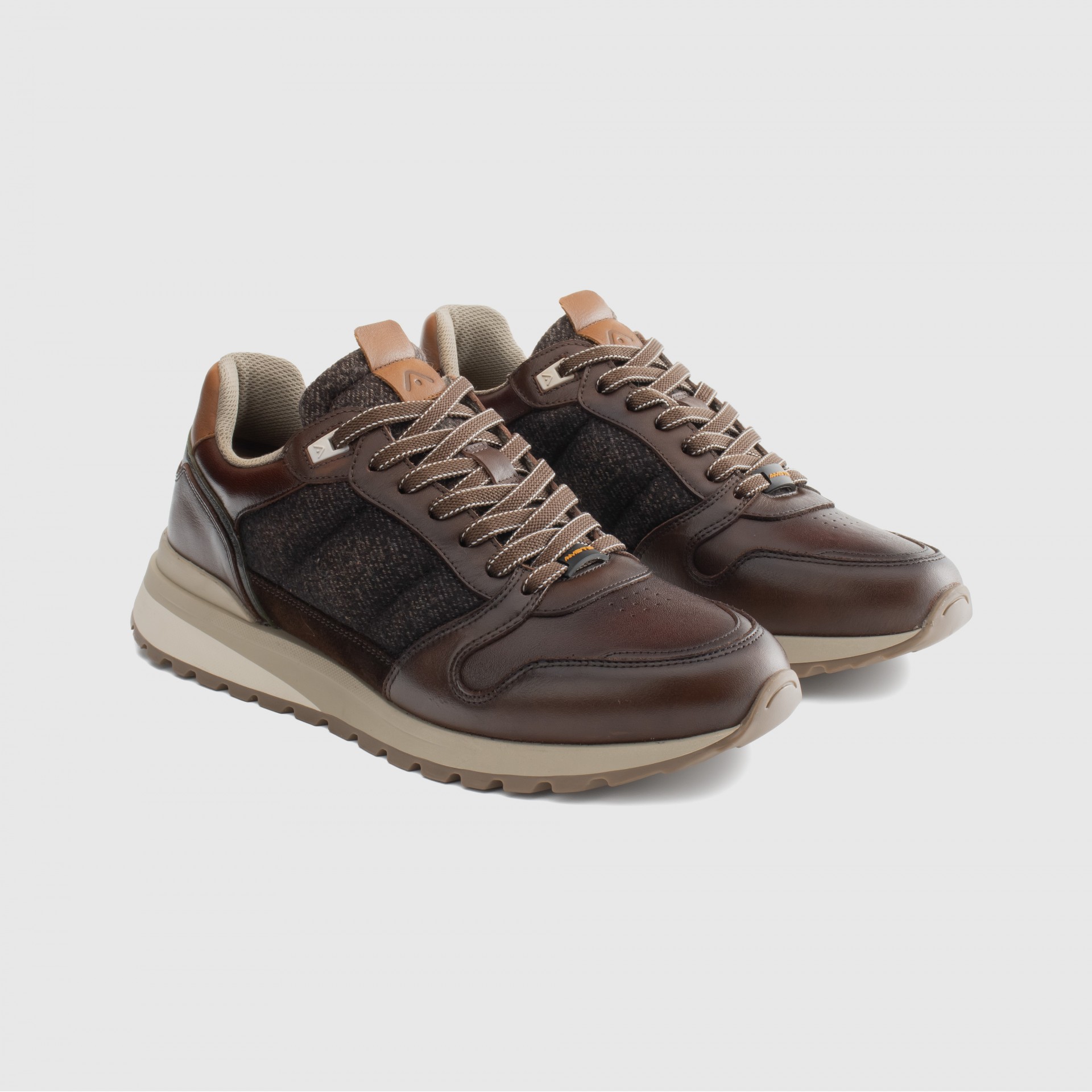 TEDDY Padded Sneaker