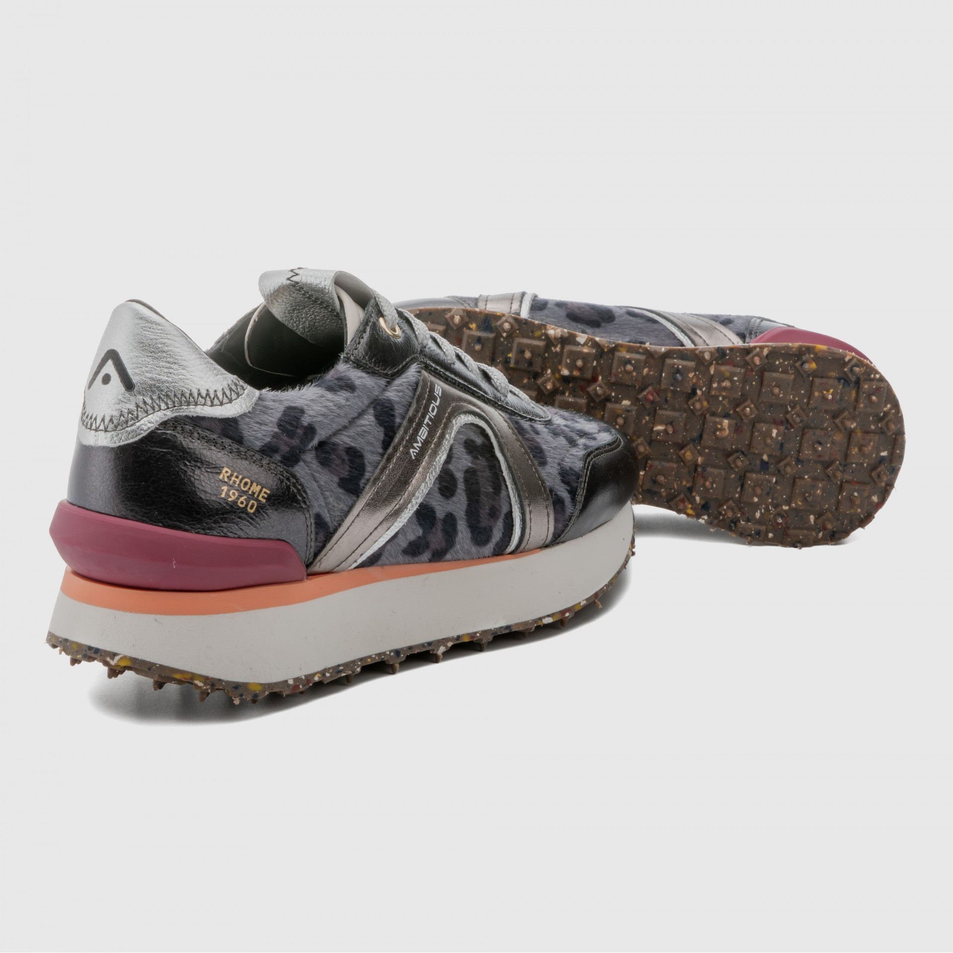 RHOME W Retro Runner