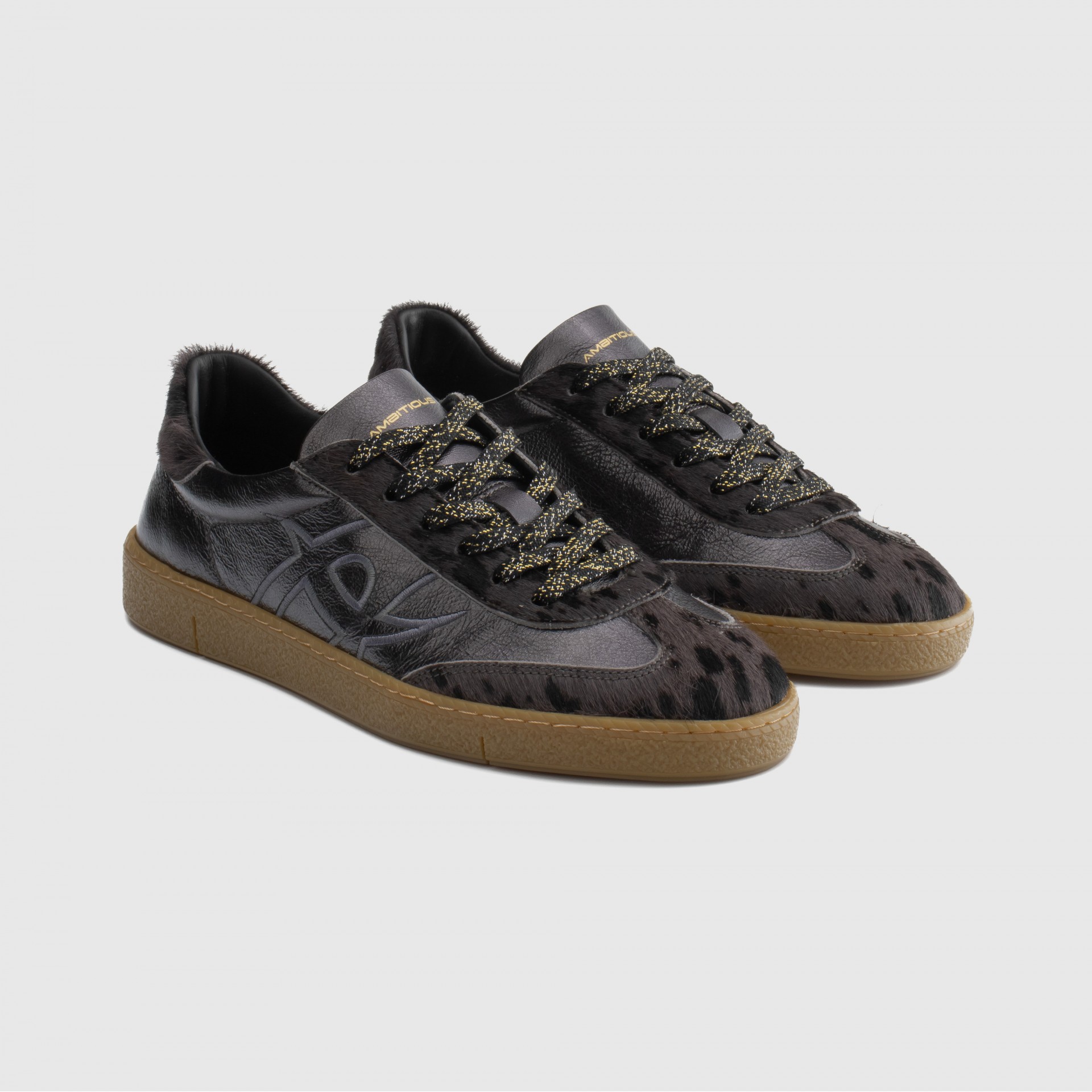 NOA Retro Sneaker
