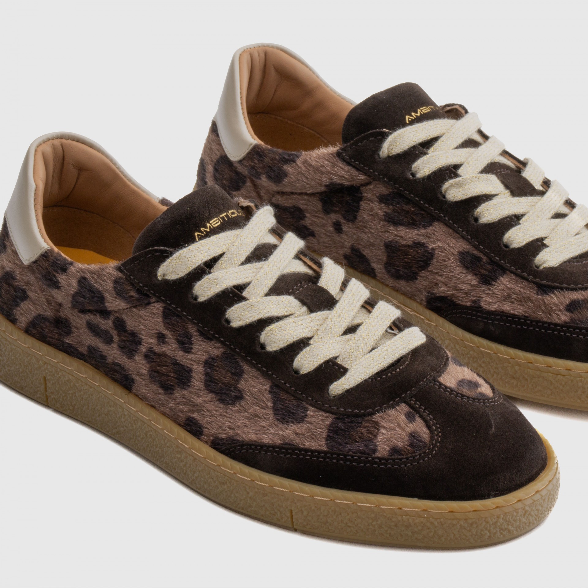 NOA Retro Sneaker