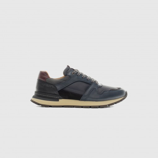 VINCE Classic Runner