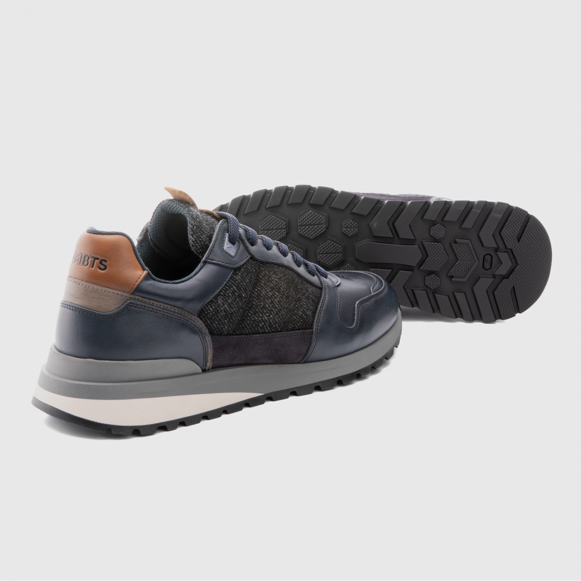 TEDDY Padded Sneaker