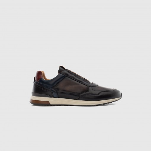 SLOW Slip-On Sneaker