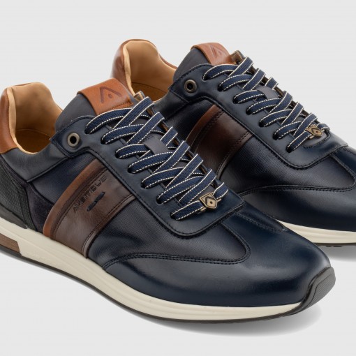 SLOW Classic Sneaker