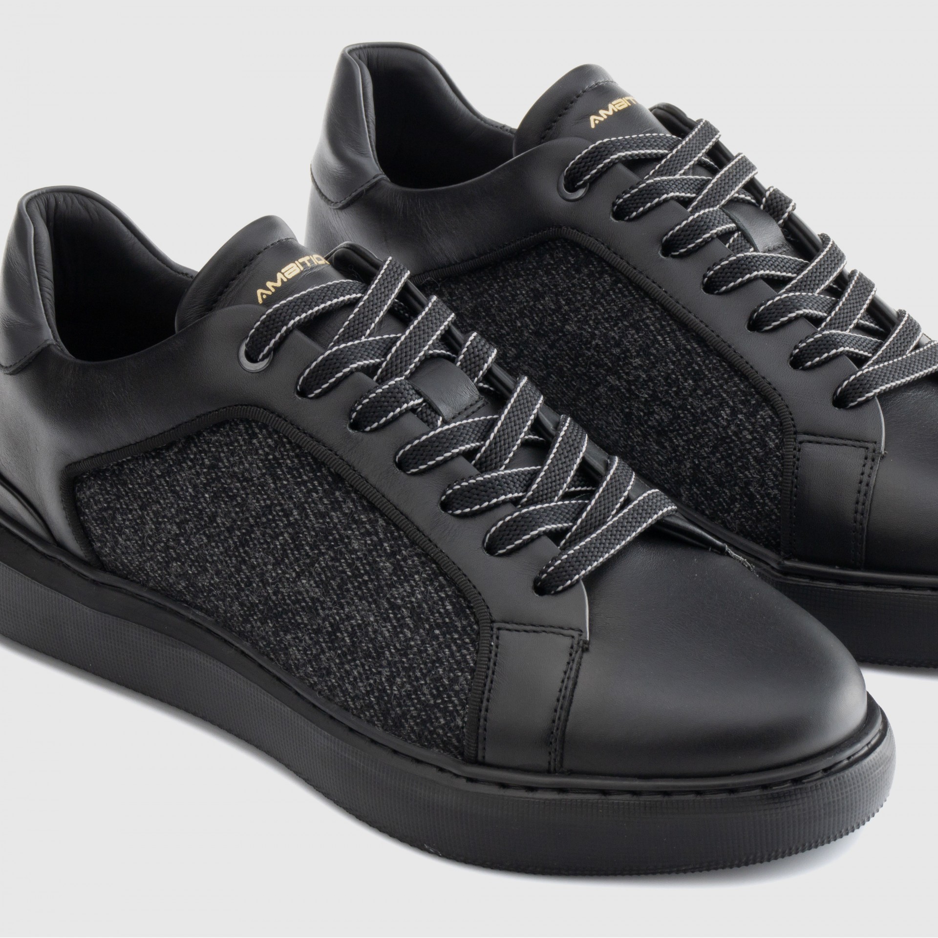 ECLIPSE Panel Sneaker