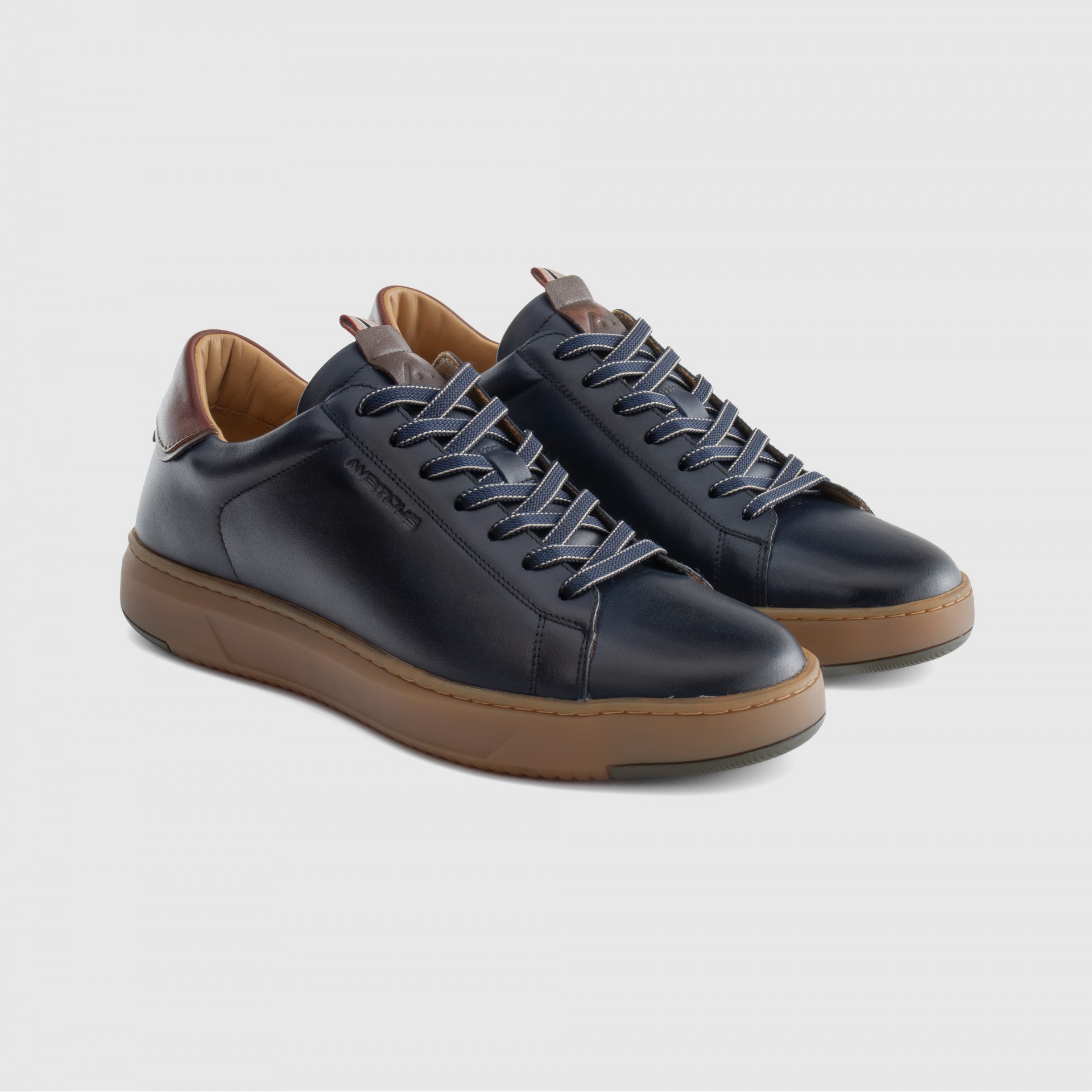AKTIF Low-Top Sneaker