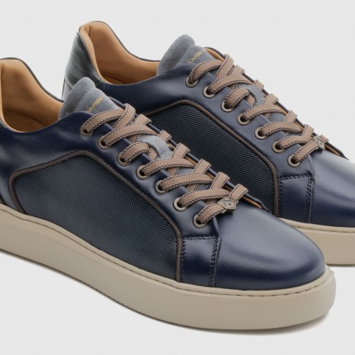 ECLIPSE Panel Sneaker