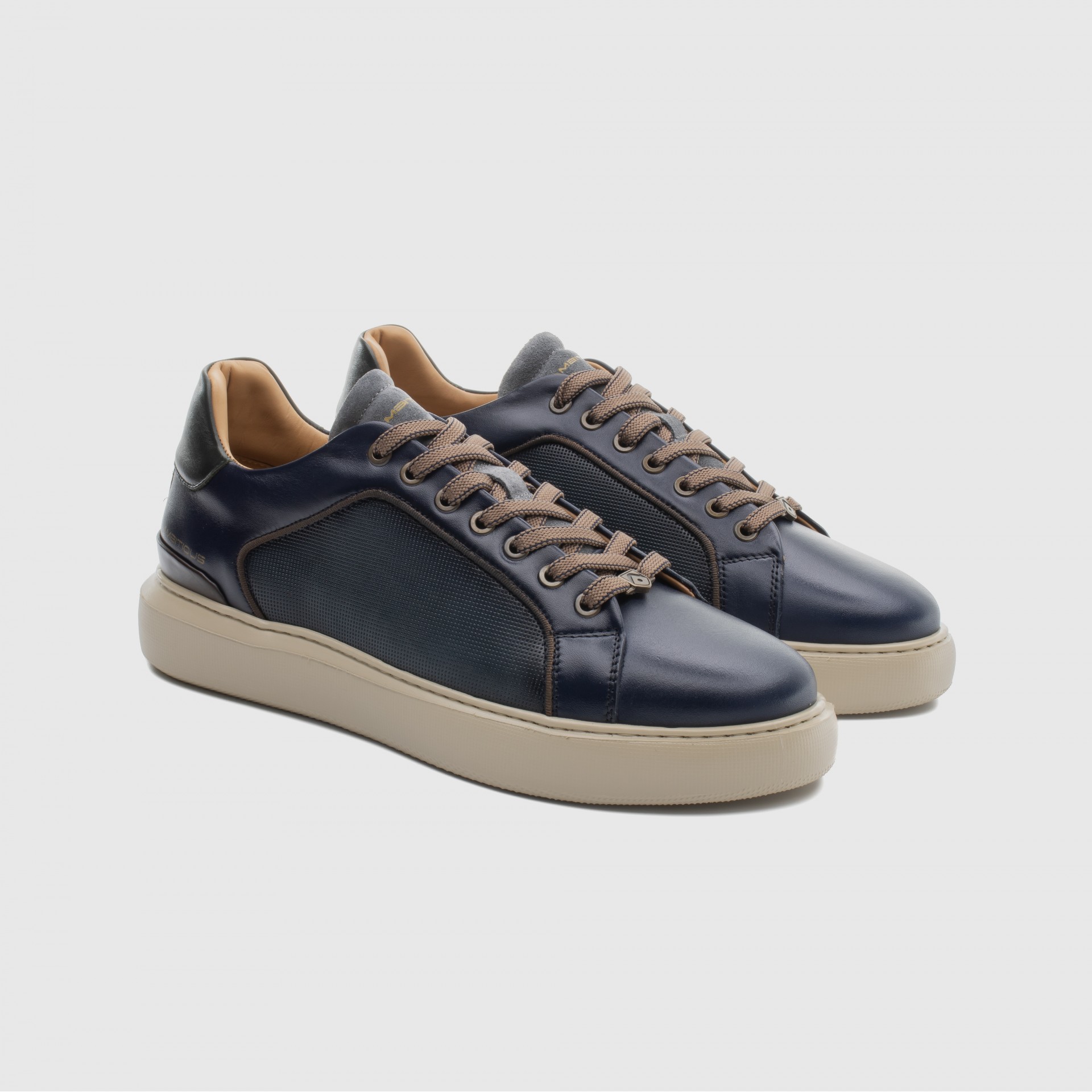 ECLIPSE Panel Sneaker