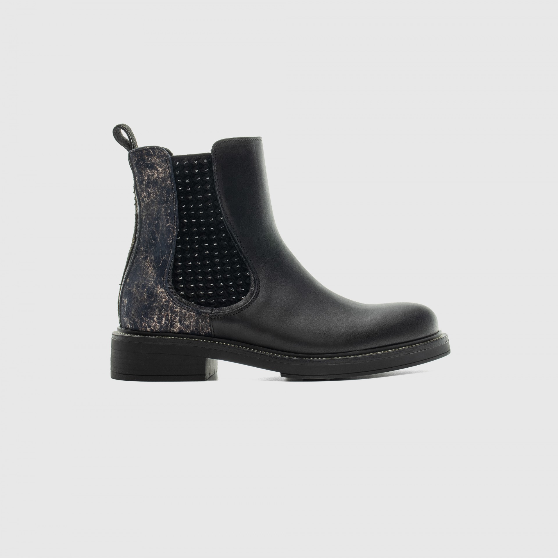 GISELLE Chelsea Boot