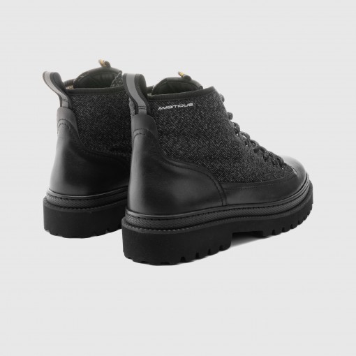 PELION Hiking Boot