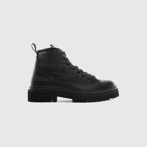 PELION Hiking Boot