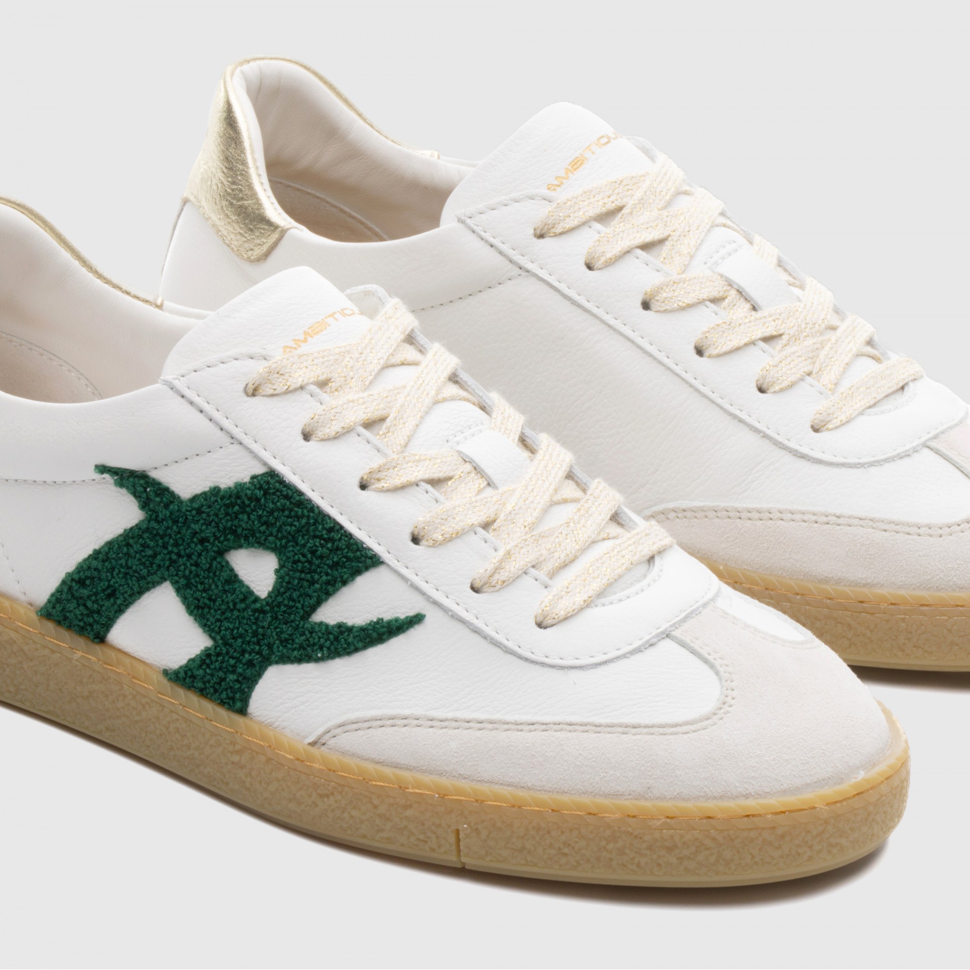 NOA Retro Sneaker
