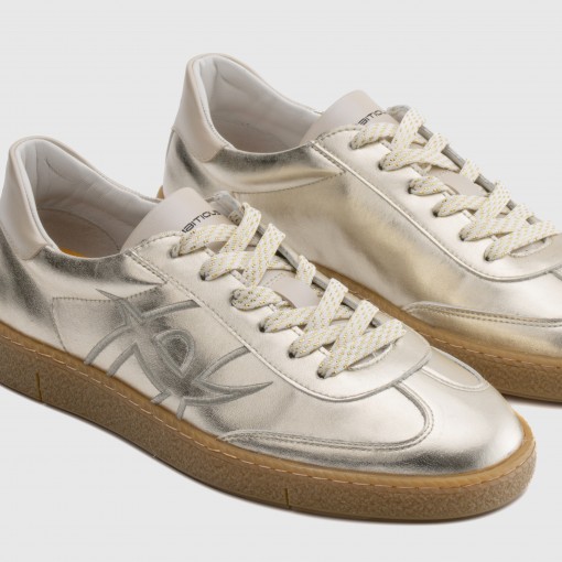 NOA Retro Sneaker