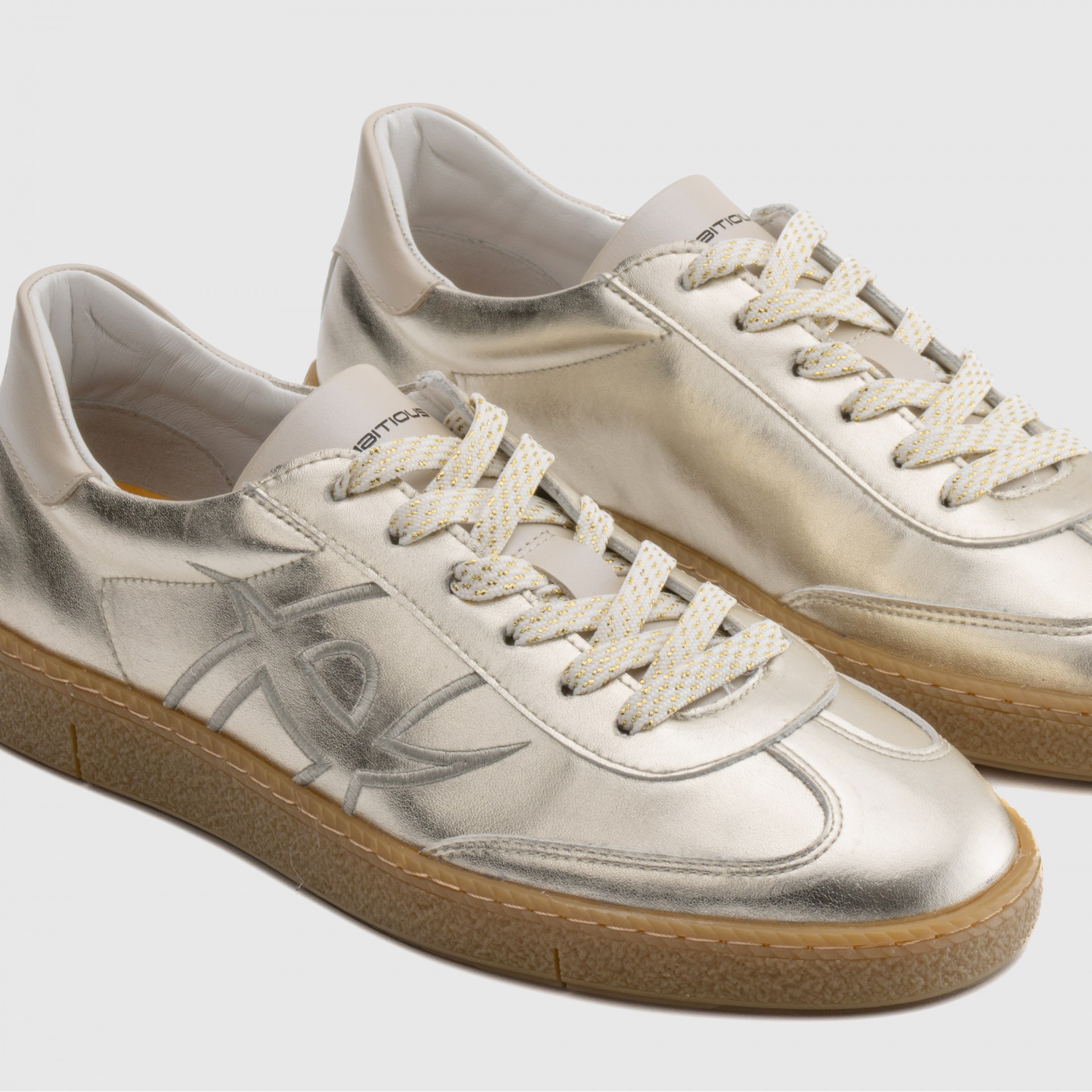 NOA Retro Sneaker