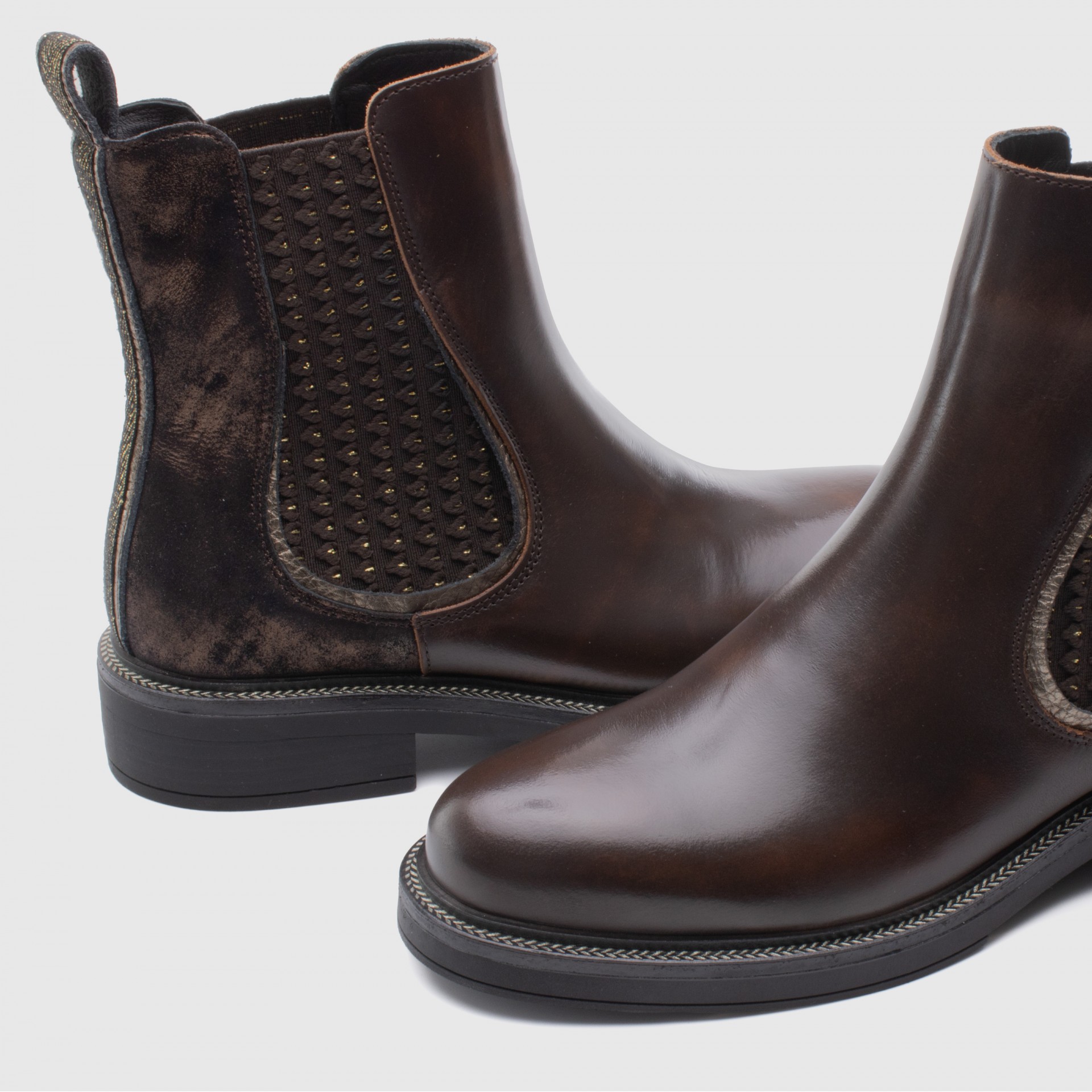 GISELLE Chelsea Boot