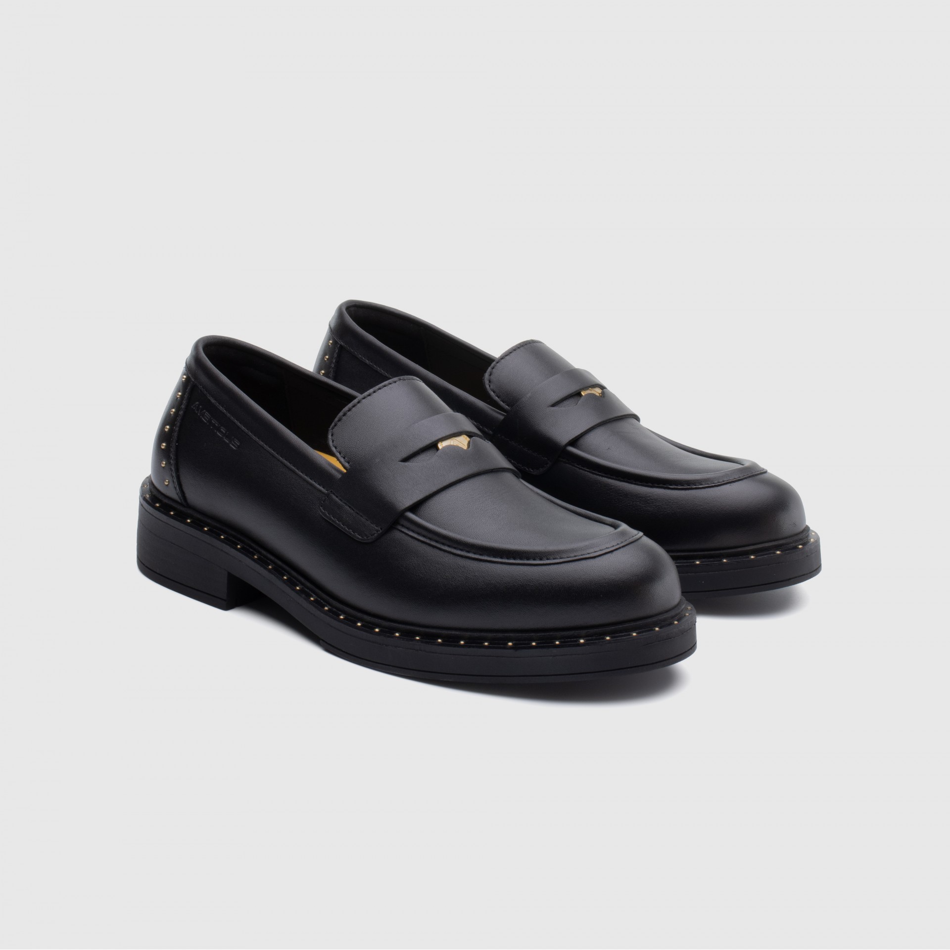 GISELLE Penny Loafer