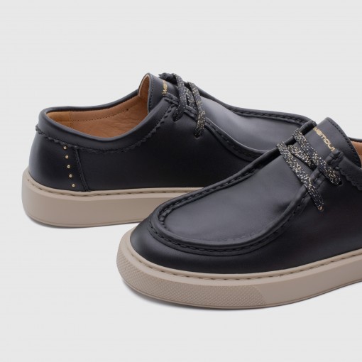 VIOLET Lace-Up