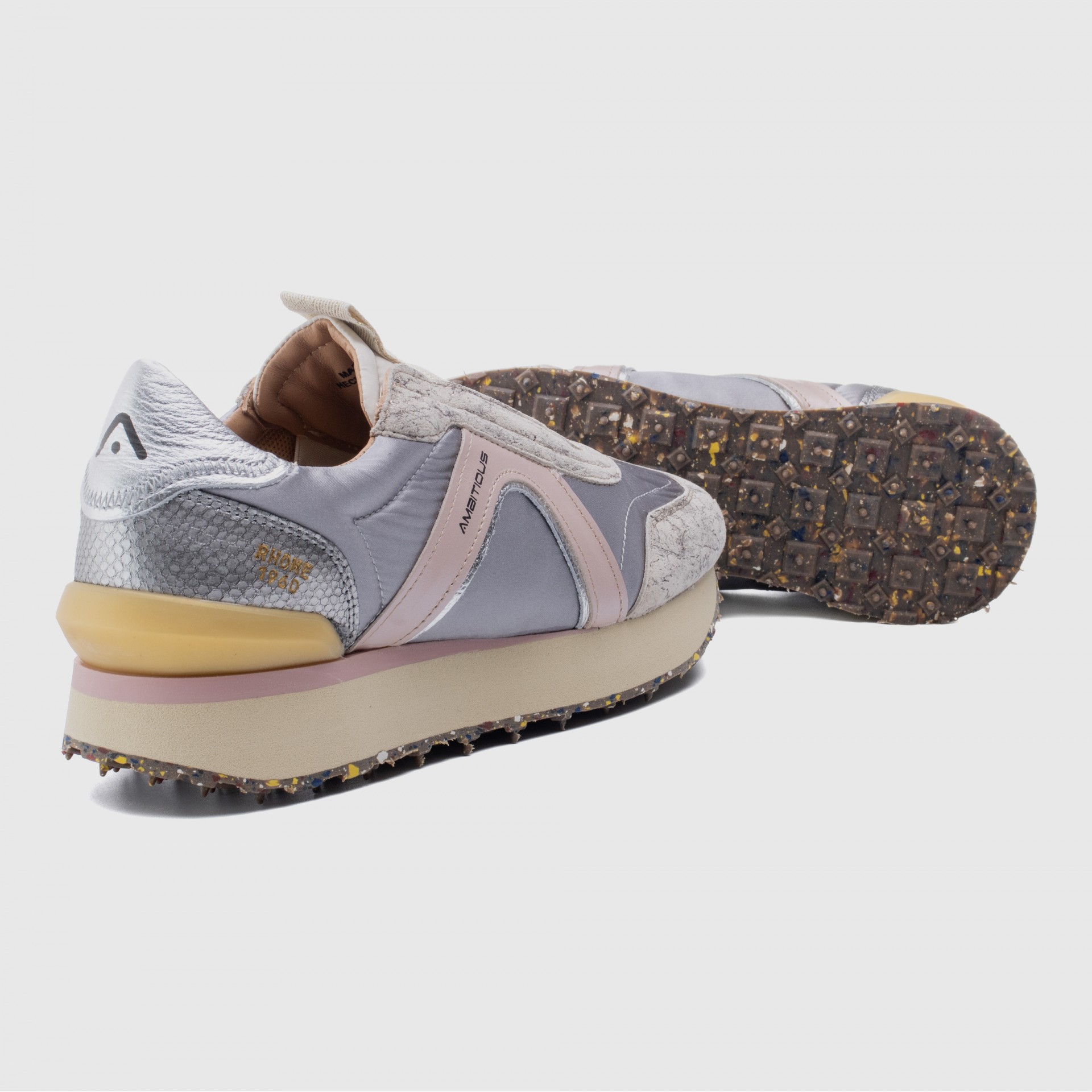 RHOME W Retro Runner