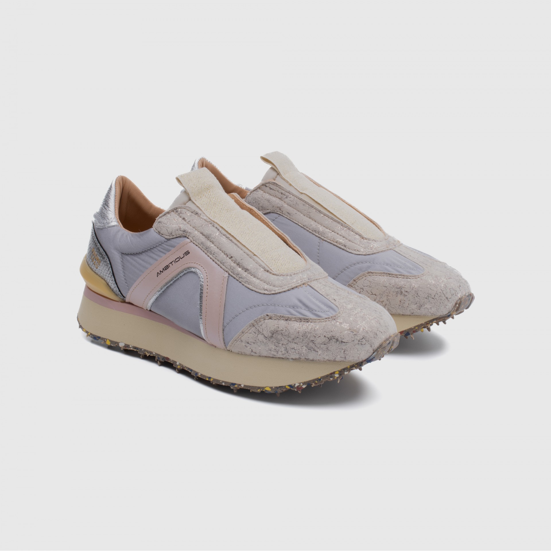 RHOME W Retro Runner