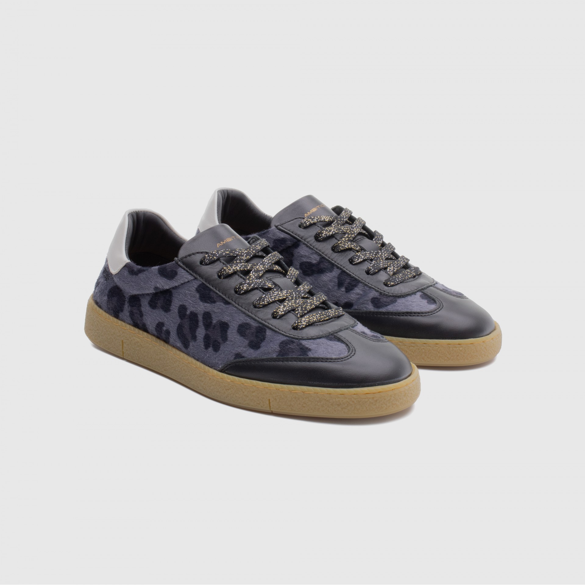 NOA Retro Sneaker
