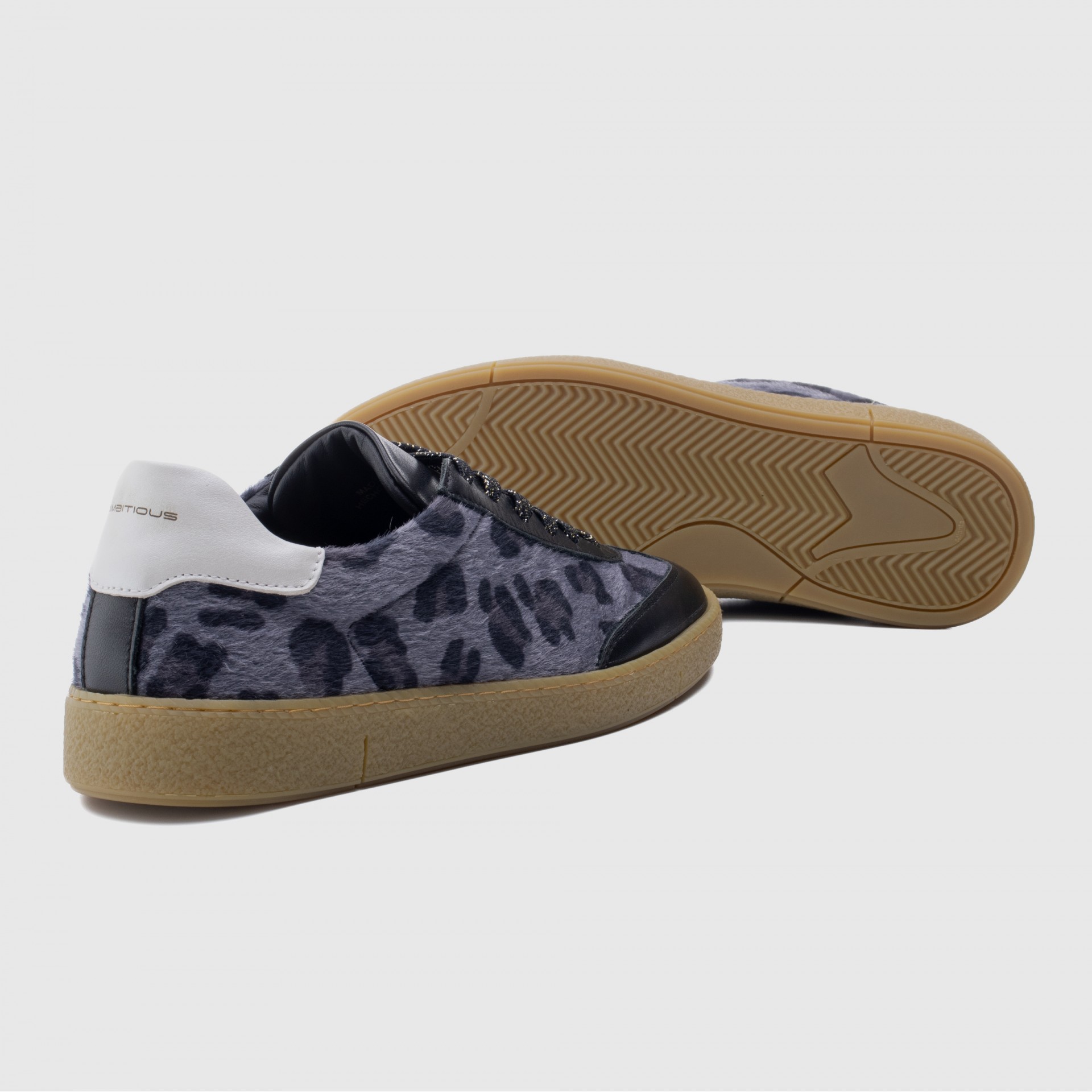 NOA Retro Sneaker