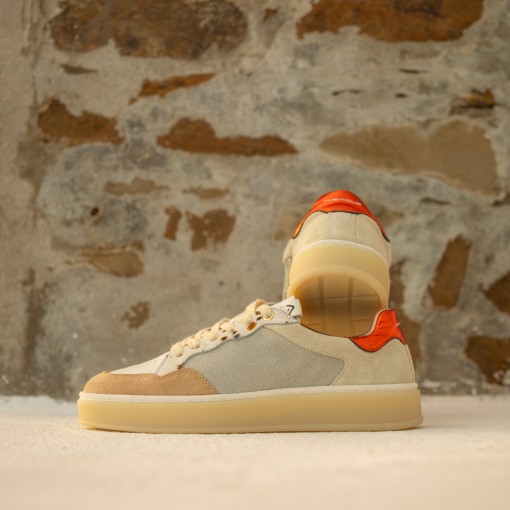 WENDY Low-Top Sneaker