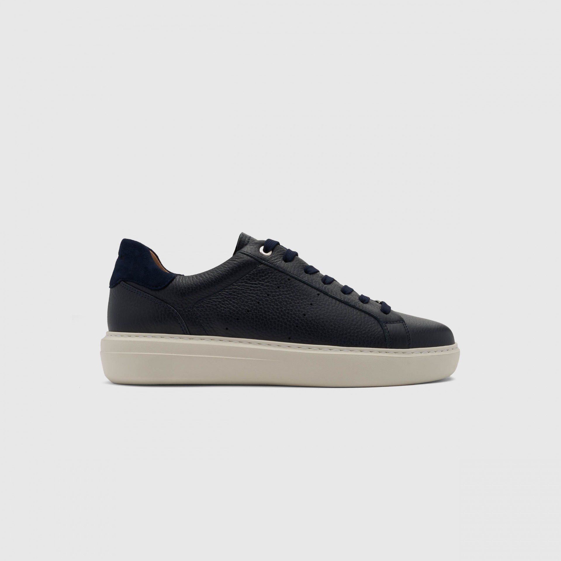 PHOENIX Low-Top Sneaker