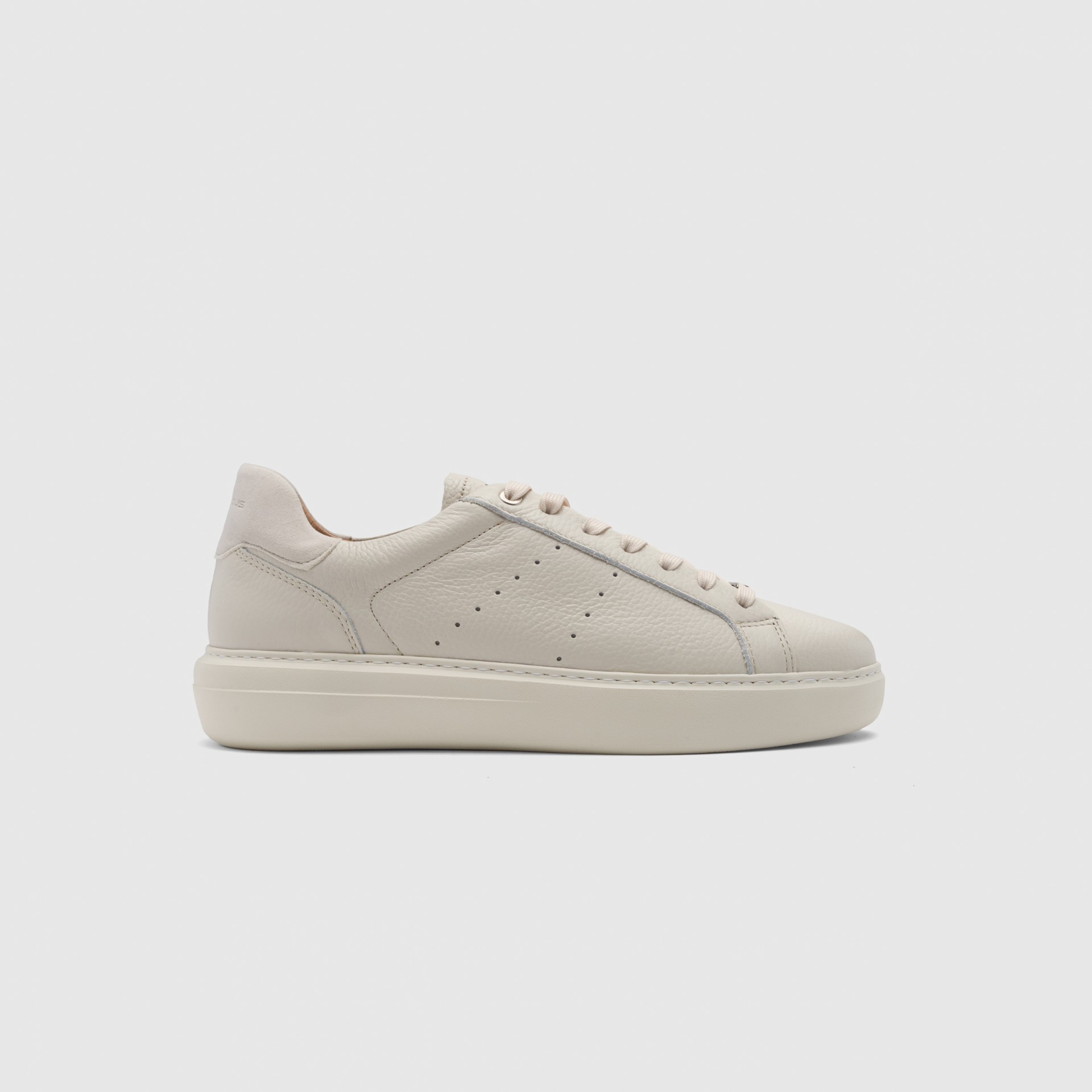 PHOENIX Low-Top Sneaker