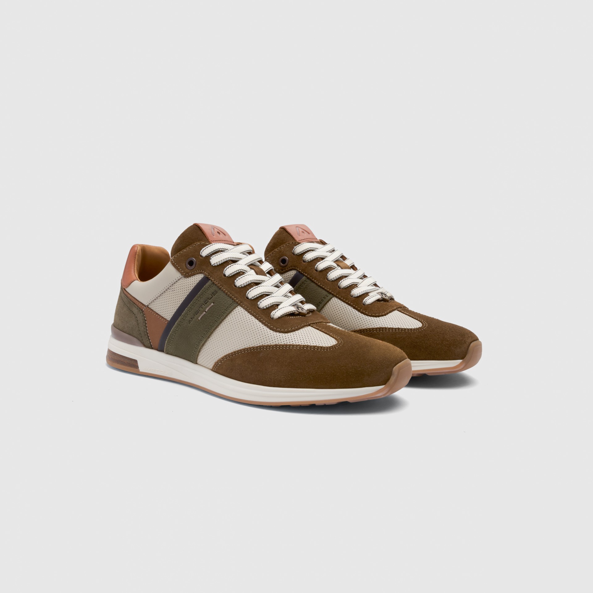 SLOW Panel Sneaker