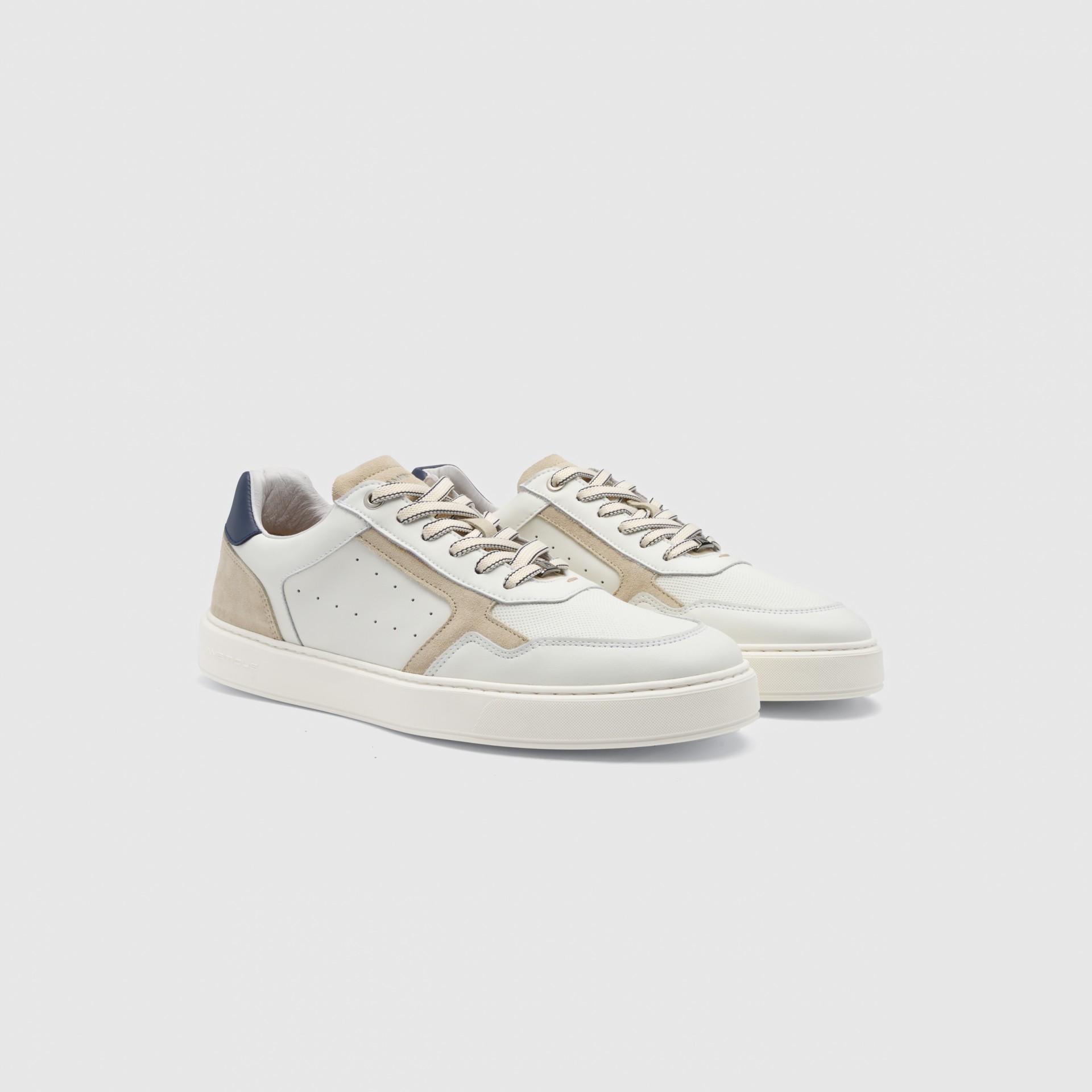 LEWIS Panel Sneaker