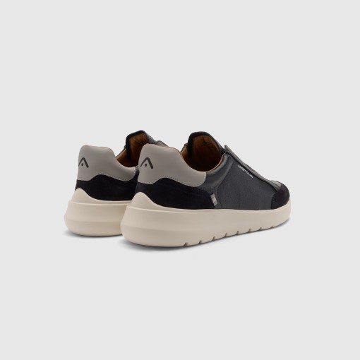 HOVER Slip-on HOVER Slip-on