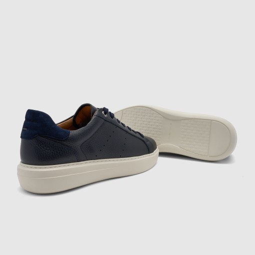 PHOENIX Low-Top Sneaker